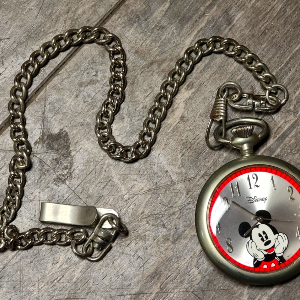 Disney Mickey Mouse Collectable Pocket Watch - Picture 4 of 4